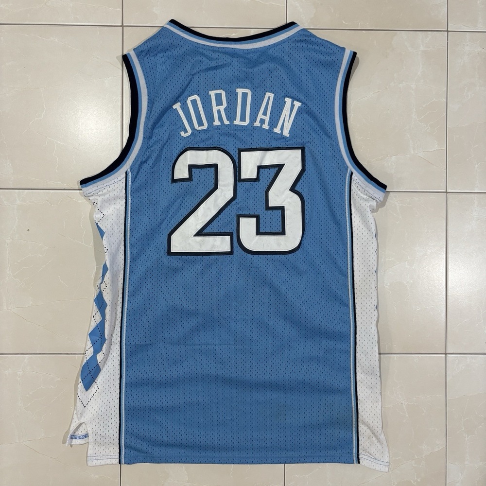 Vintage UNC Michael Jordan Jersey Men's M University North Carolina Sewn 23